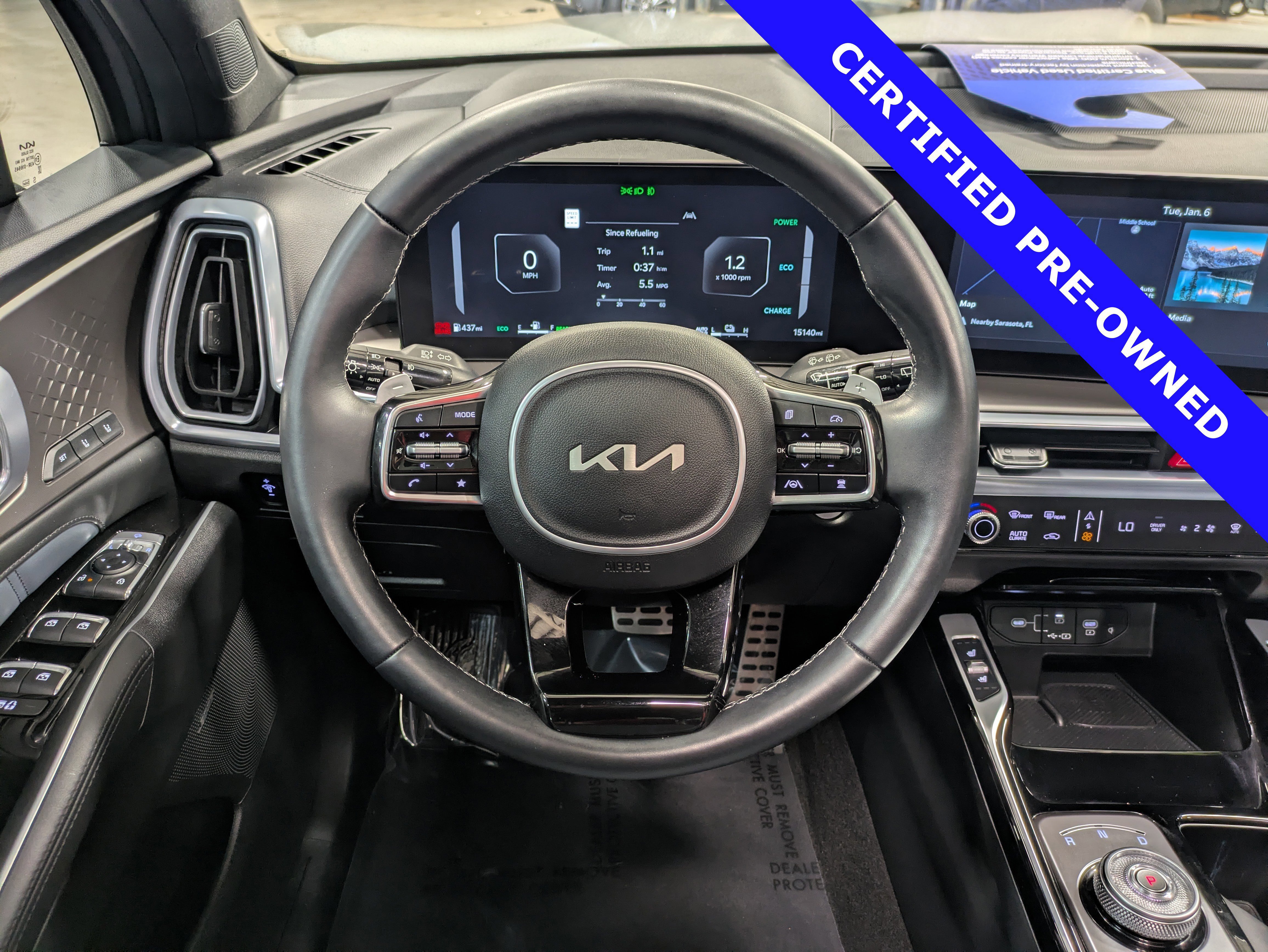 Used 2025 Kia Sorento SX Prestige image 26