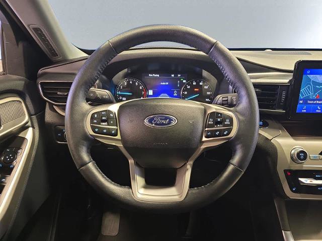 Certified 2023 Ford Explorer XLT w/ Equipment Group 202A AWD/4WD image 16
