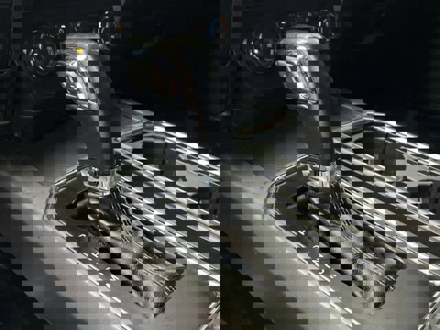 Certified 2019 Ford F150 XLT w/ Equipment Group 302A Luxury image 33