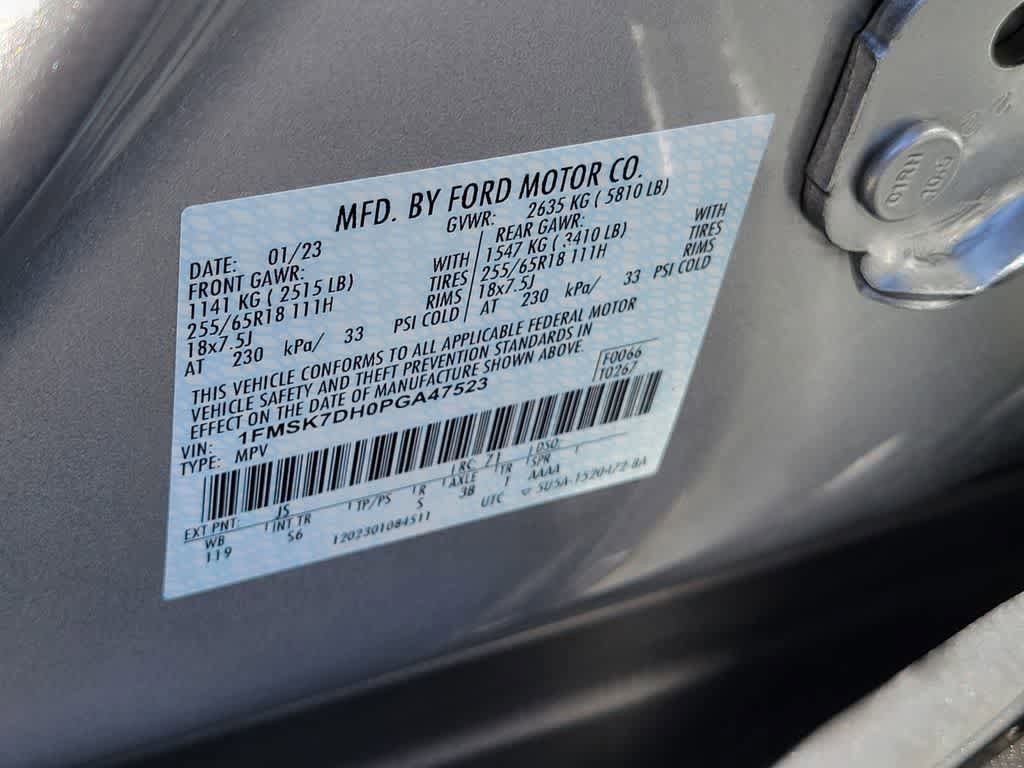 Certified 2023 Ford Explorer XLT w/ Equipment Group 202A RWD image 18