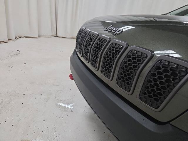 Used 2021 Jeep Cherokee Trailhawk w/ Trailer Tow Group AWD/4WD image 21
