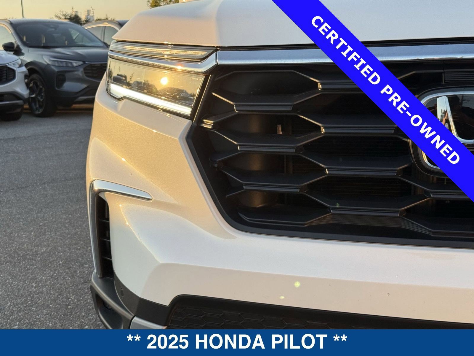 Used 2025 Honda Pilot EX-L image 9