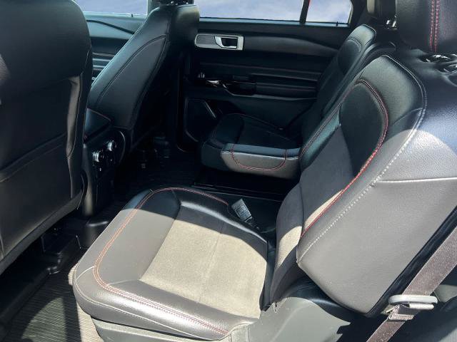 Certified 2023 Ford Explorer ST-Line w/ Class IV Trailer Tow Package RWD image 13