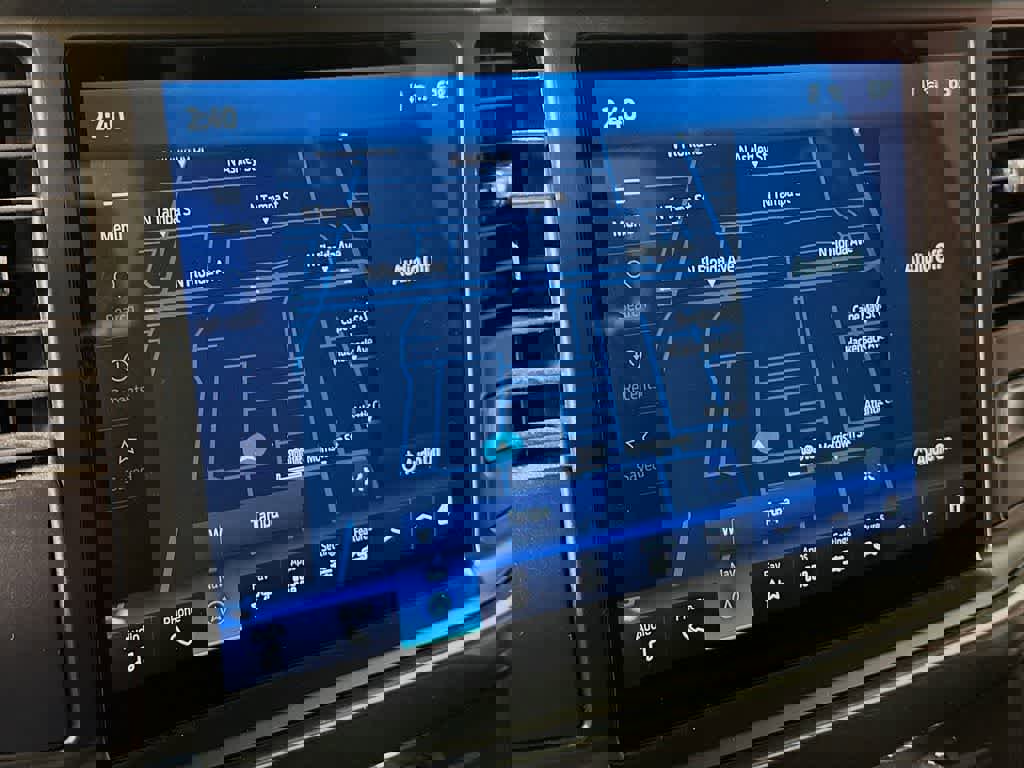 Certified 2021 Ford F150 XLT w/ Equipment Group 302A High image 28