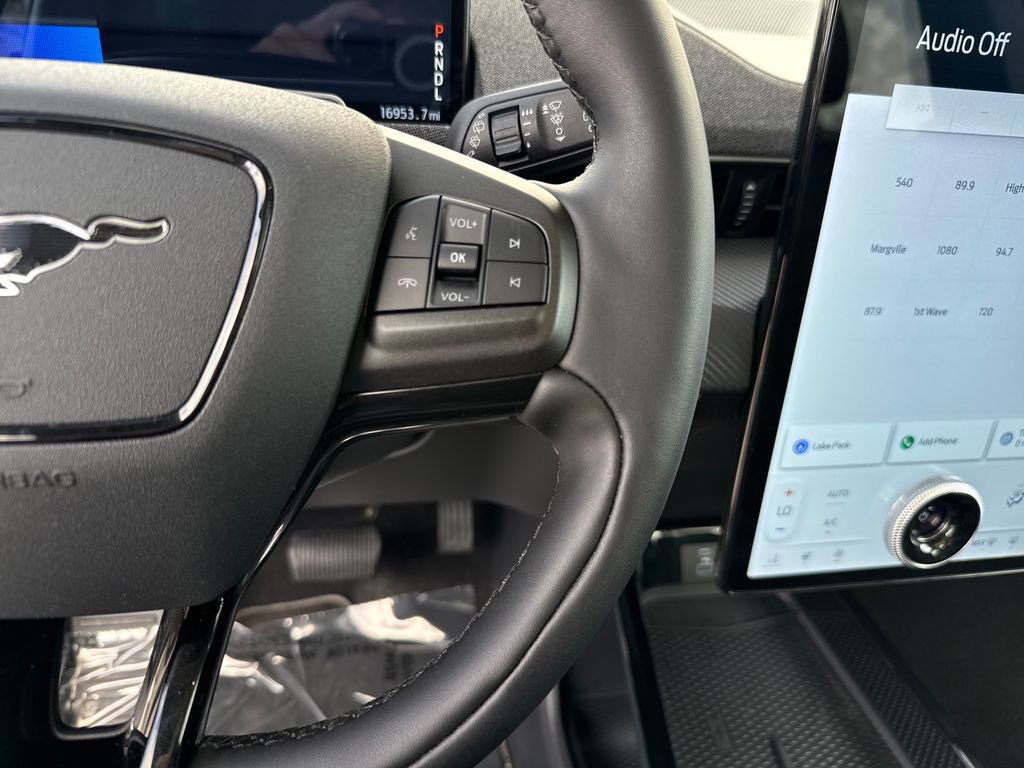 Certified 2023 Ford Mustang Mach-E Premium image 17