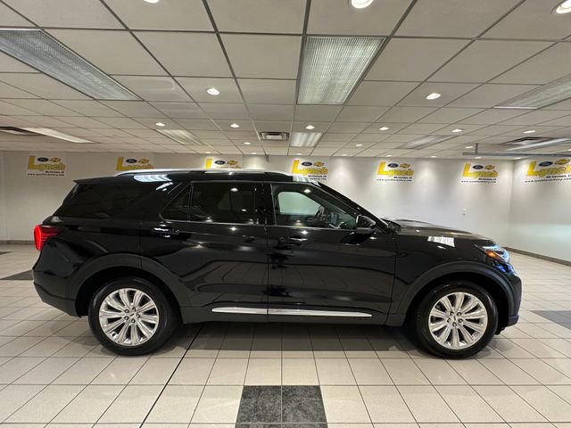 Certified 2025 Ford Explorer Platinum w/ LUX Leather Package AWD/4WD image 5