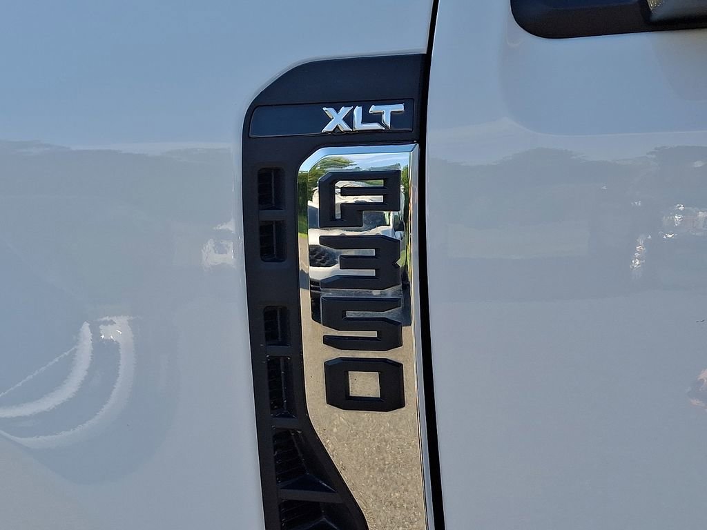 Certified 2024 Ford F350 XLT w/ FX4 Off-Road Package AWD/4WD image 30