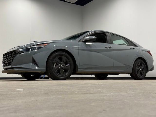 Used 2022 Hyundai Elantra SEL image 5