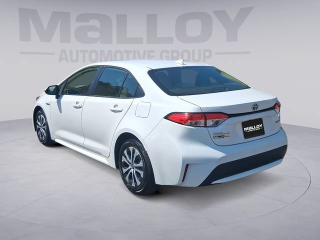 Used 2021 Toyota Corolla LE FWD image 3