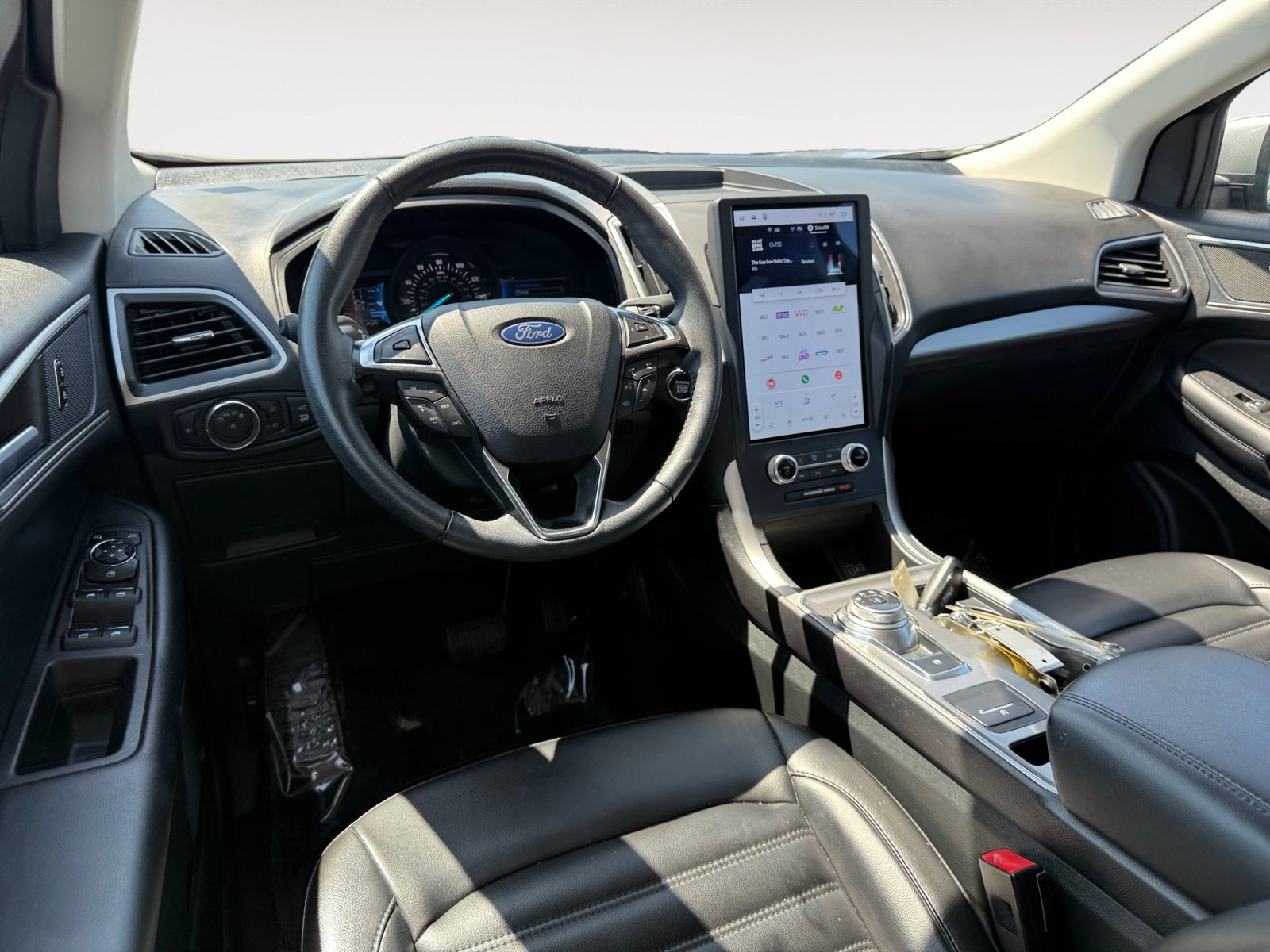 Certified 2024 Ford Edge SEL w/ Convenience Package AWD/4WD image 15