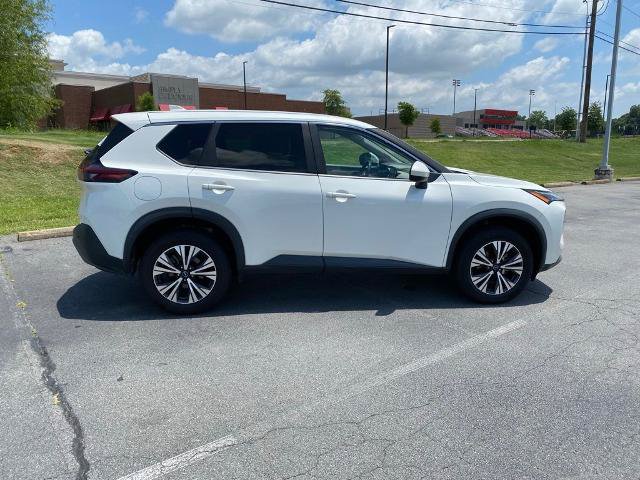 Used 2023 Nissan Rogue SV FWD image 8