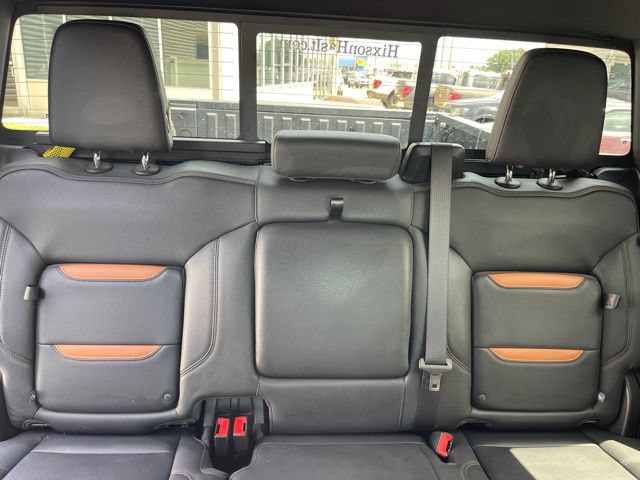 Used 2023 GMC Sierra 1500 AT4 w/ AT4 Premium Package AWD/4WD image 24