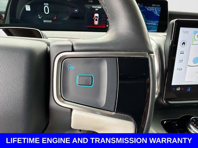 Certified 2025 Ford Expedition Platinum w/ Driver's Package AWD/4WD image 33