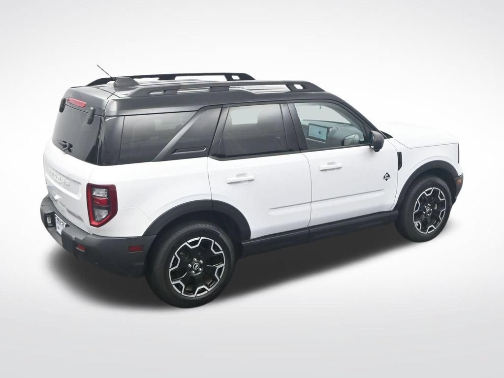 Certified 2025 Ford Bronco Sport Outer Banks w/ Outer Banks Tech Package+ AWD/4WD image 35