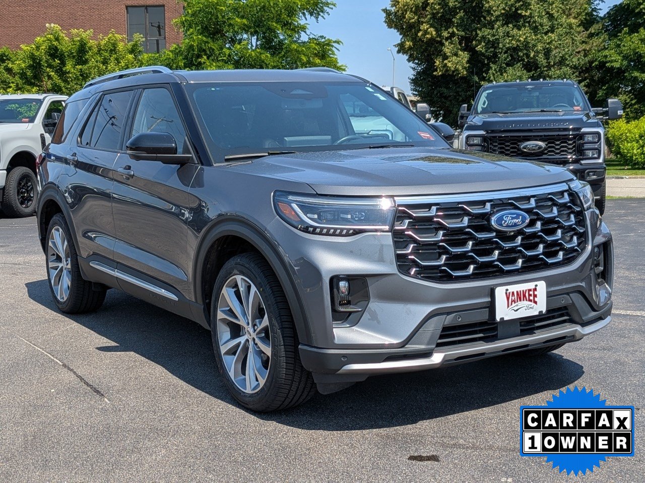Certified 2025 Ford Explorer Platinum w/ Ultimate Package AWD/4WD image 41