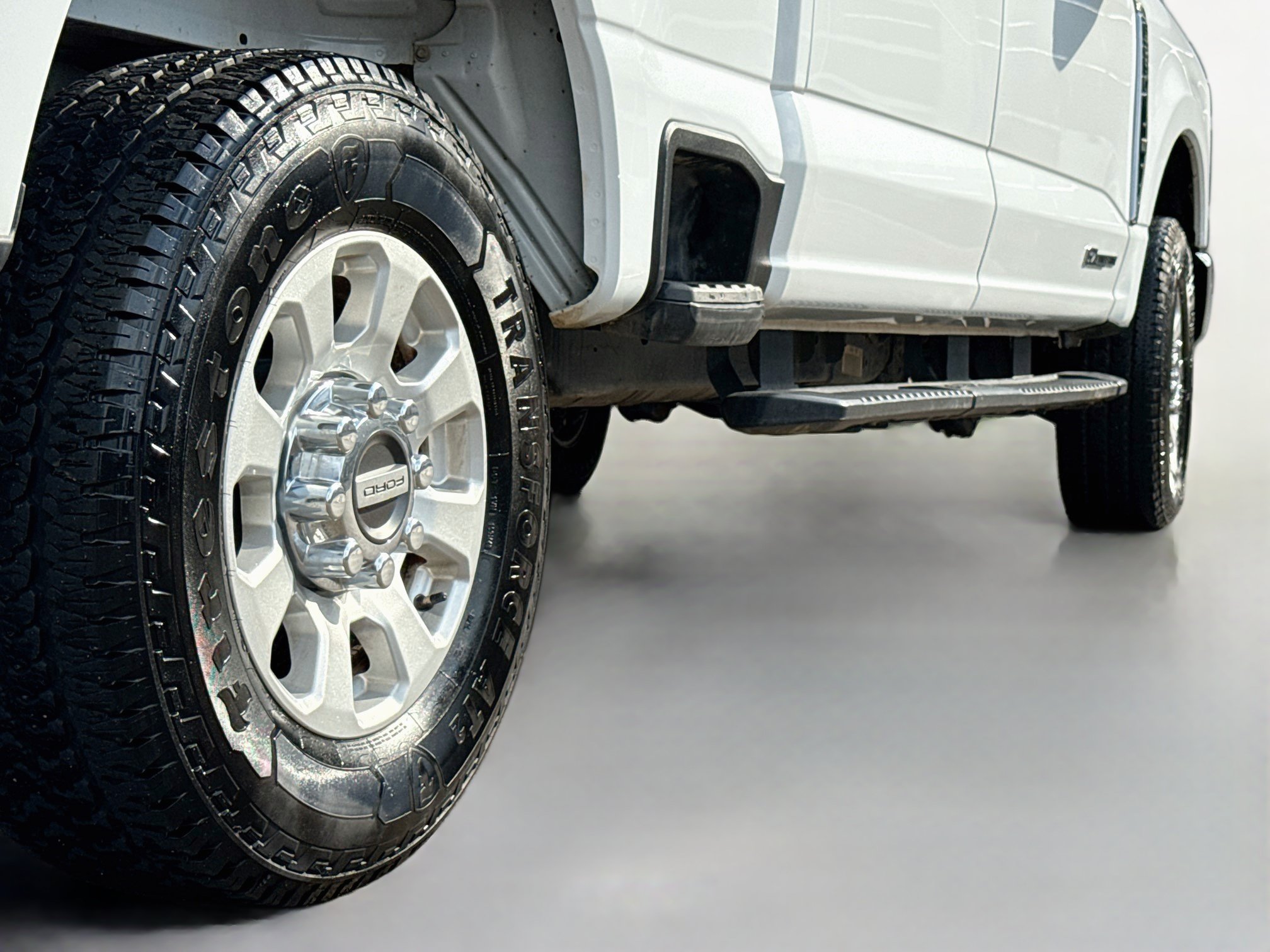 Certified 2024 Ford F250 XLT AWD/4WD image 9