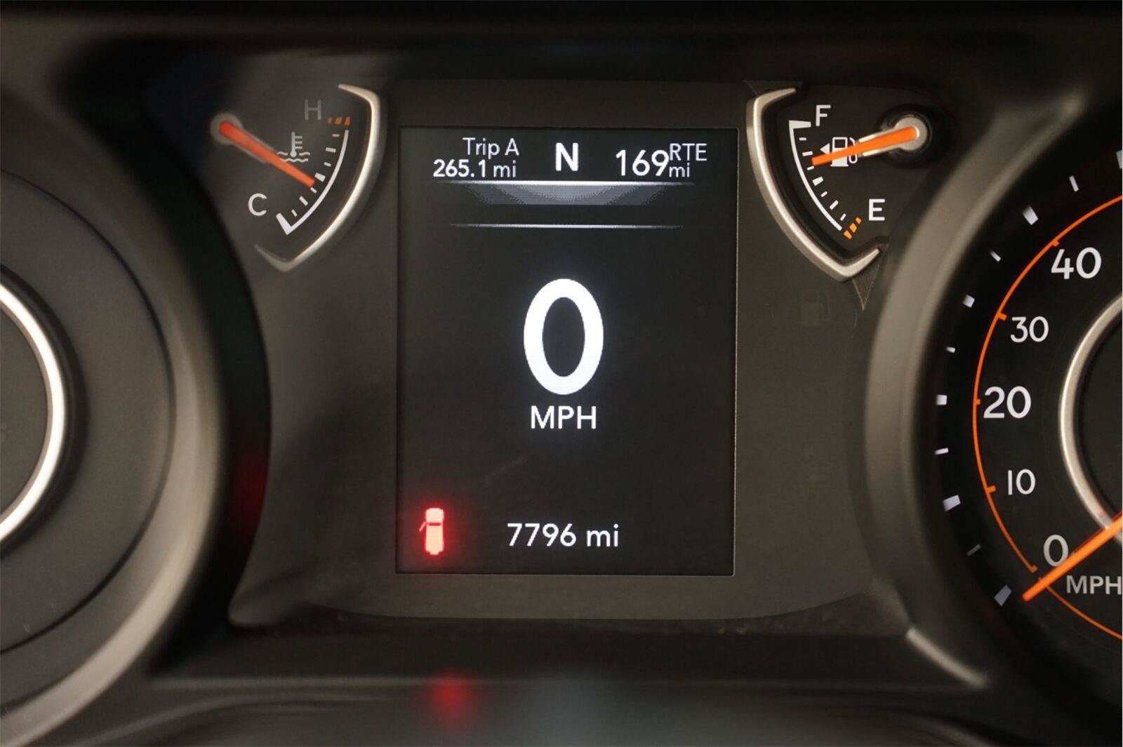 Used 2025 Jeep Wrangler Sport AWD/4WD image 21