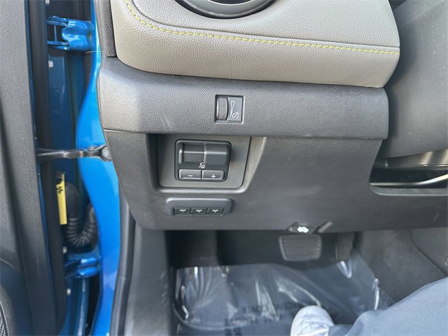 Used 2024 Chevrolet Colorado ZR2 w/ ZR2 Bison Edition image 29