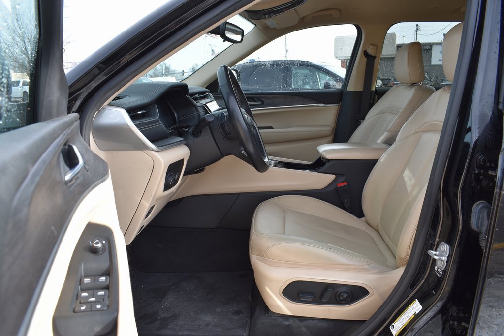 Used 2021 Jeep Grand Cherokee L Limited image 9