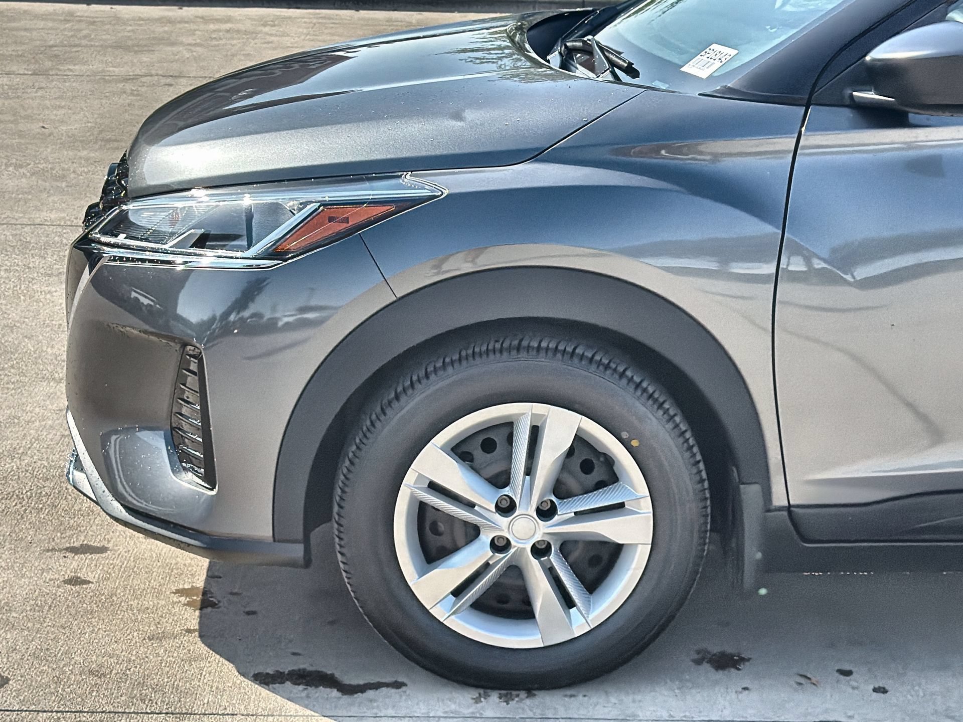 Used 2024 Nissan Kicks S FWD image 10