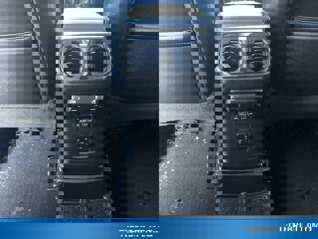 Used 2021 Jeep Wrangler Unlimited Sahara w/ LED Lighting Group image 15