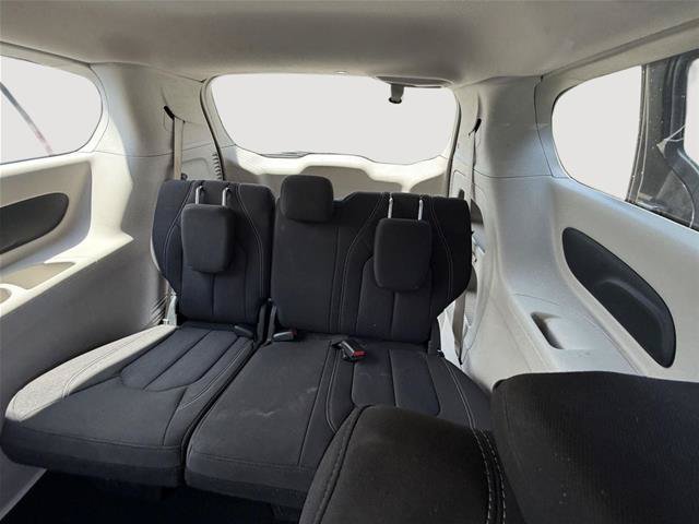 Used 2023 Chrysler Voyager LX FWD image 16