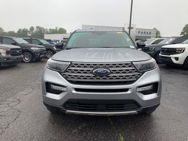 Certified 2022 Ford Explorer Limited w/ Equipment Group 301A RWD image 3