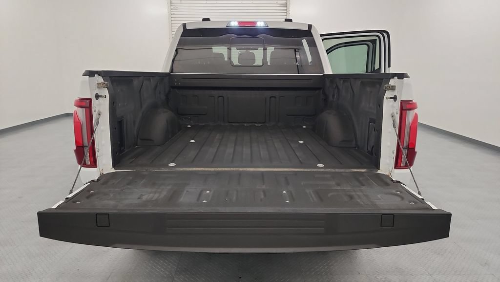 Certified 2024 Ford F150 Lariat w/ FX4 Off-Road Package AWD/4WD image 32