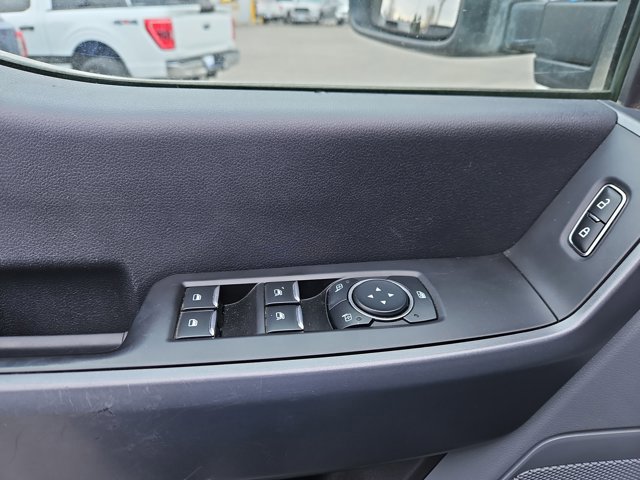 Certified 2023 Ford F350 XLT image 9