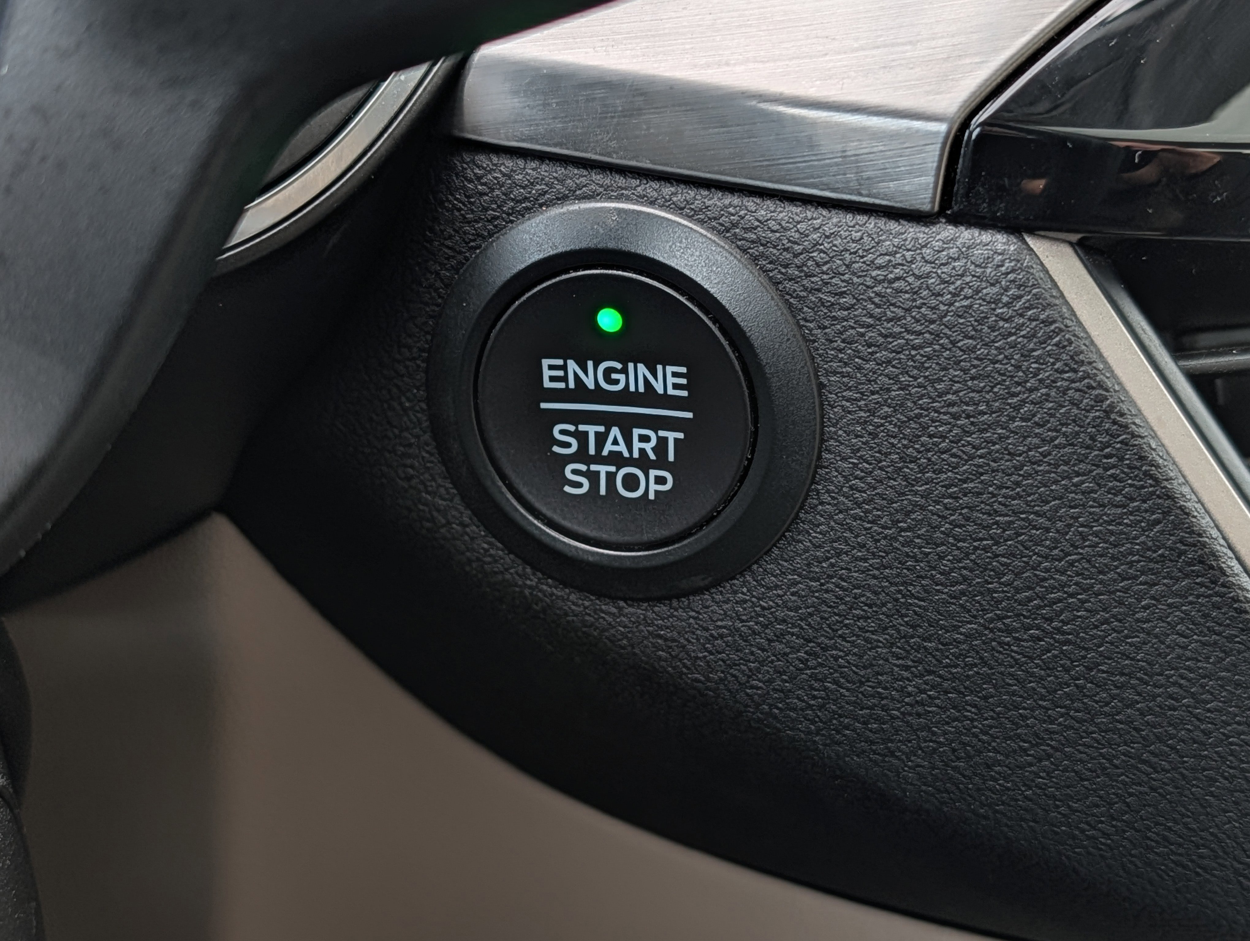 Certified 2021 Ford Escape Titanium image 35