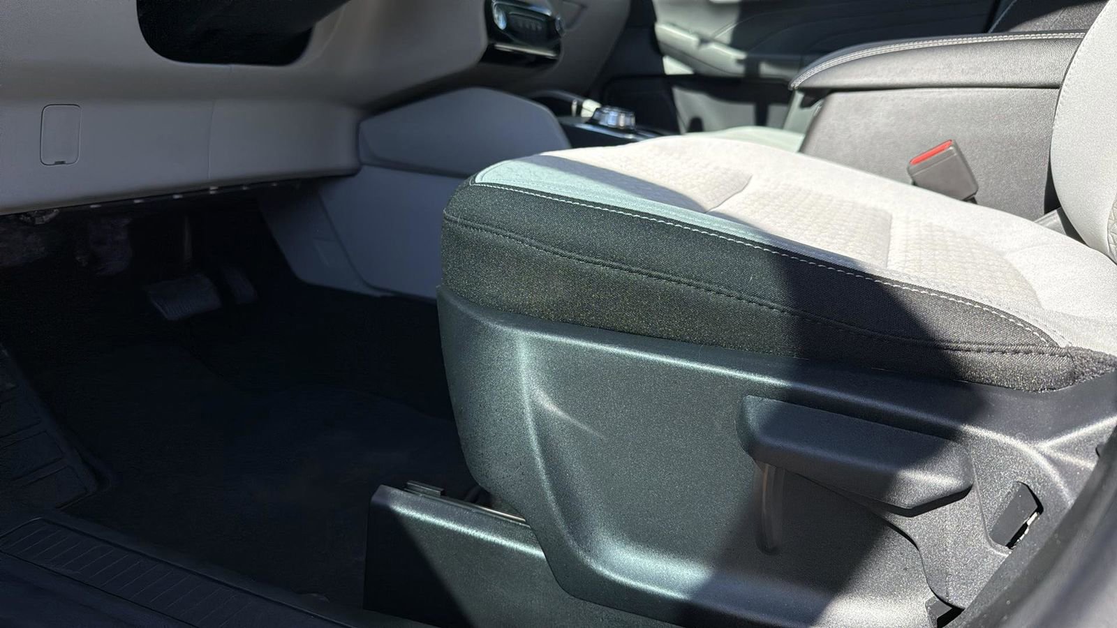 Certified 2025 Ford Escape Active w/ Tech Pack #1 image 11