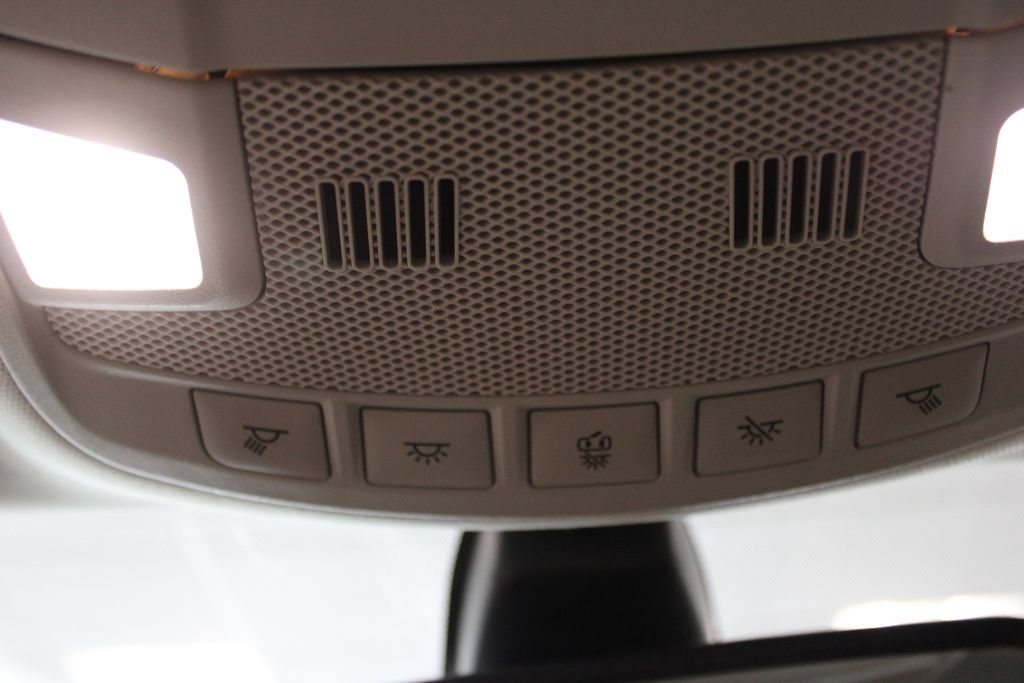 Certified 2020 Ford Fusion SE FWD image 26