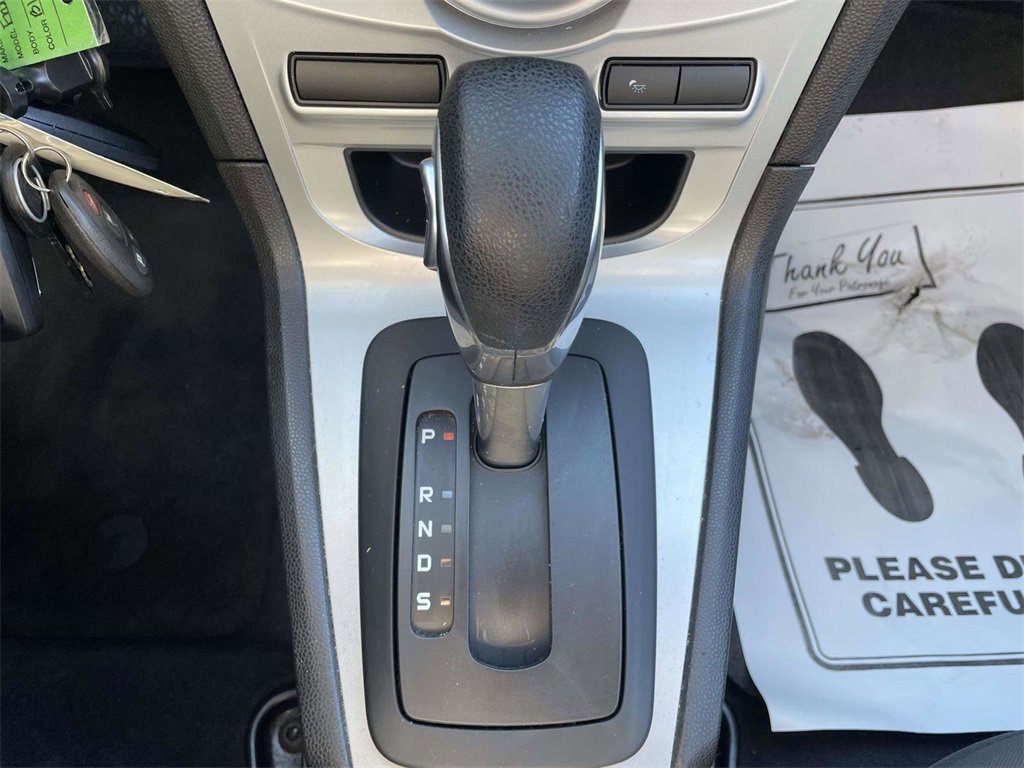 Certified 2018 Ford Fiesta SE image 13