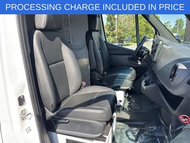 Used 2025 Mercedes-Benz Sprinter 2500 image 14