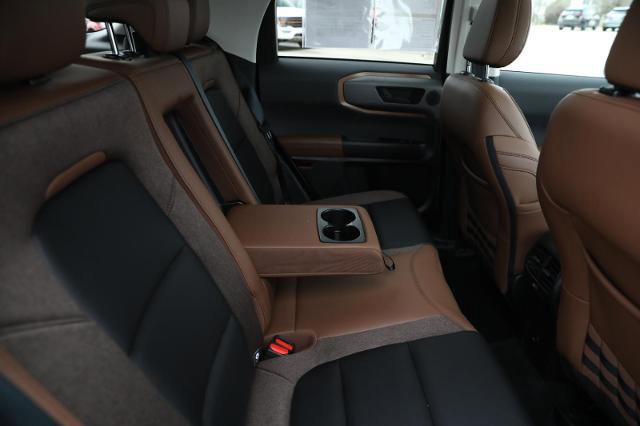 Certified 2025 Ford Bronco Sport Outer Banks w/ Outer Banks Tech Package+ AWD/4WD image 33