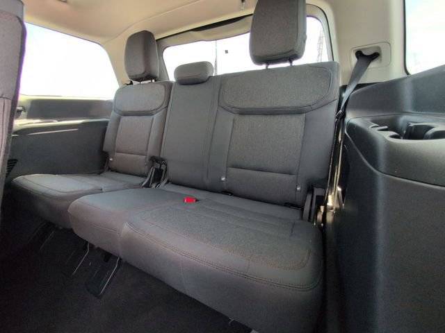 Certified 2025 Ford Expedition Active image 18