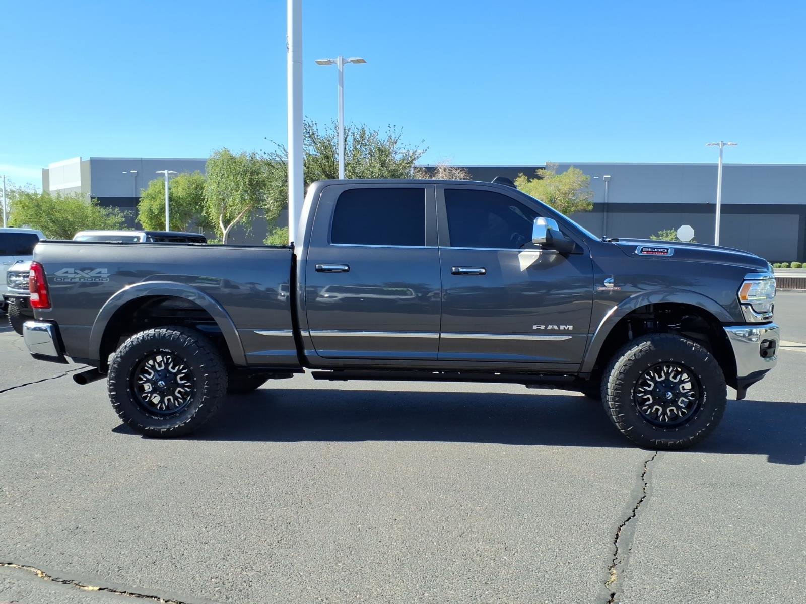 Used 2022 RAM 2500 Limited AWD/4WD image 6