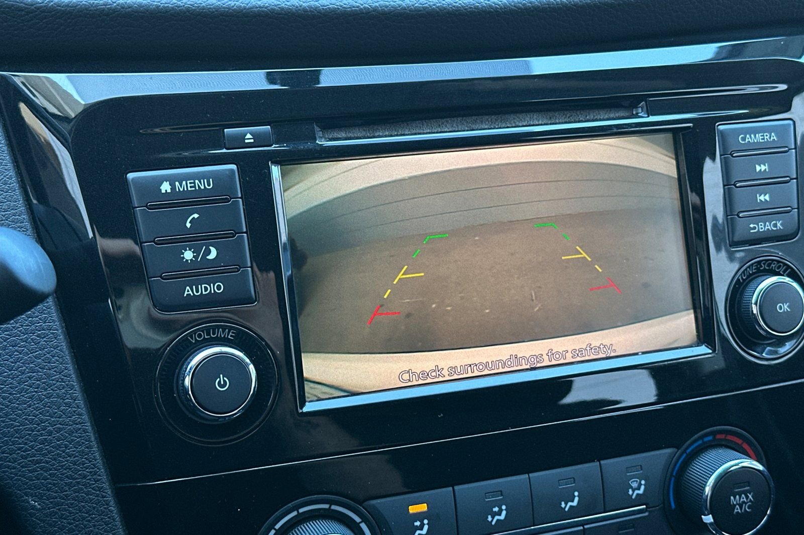 Used 2019 Nissan Rogue Sport S AWD/4WD image 18