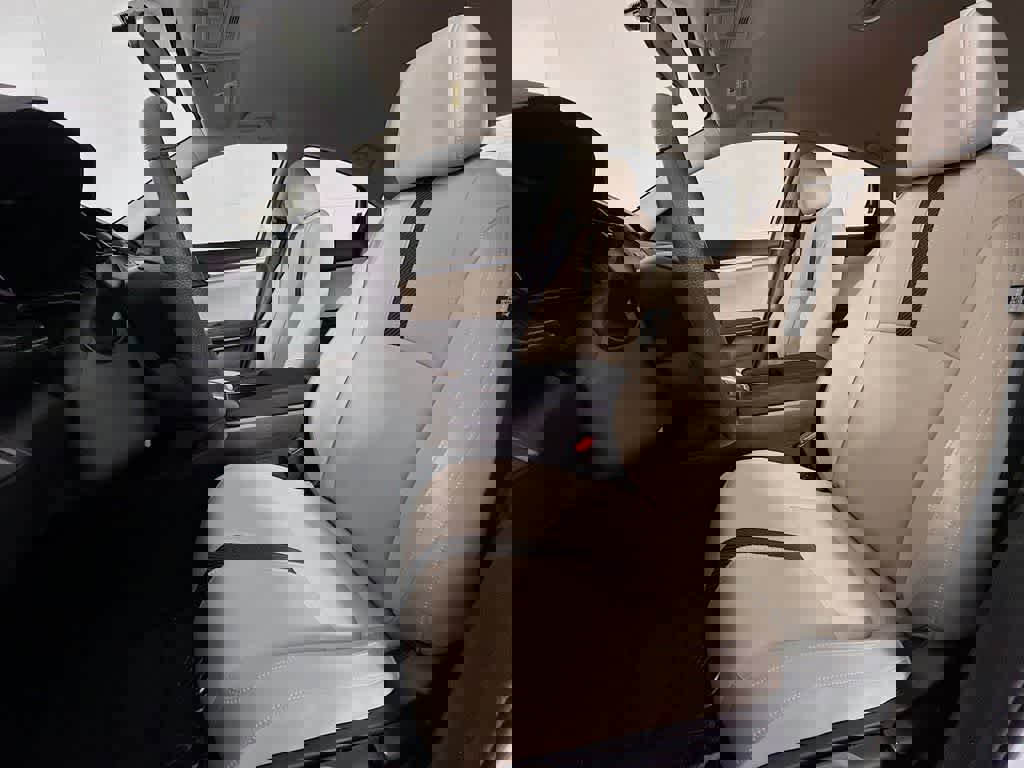 Used 2018 Honda Civic LX image 15