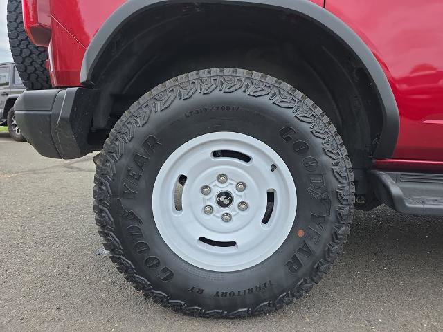 Certified 2025 Ford Bronco Heritage Edition AWD/4WD image 11