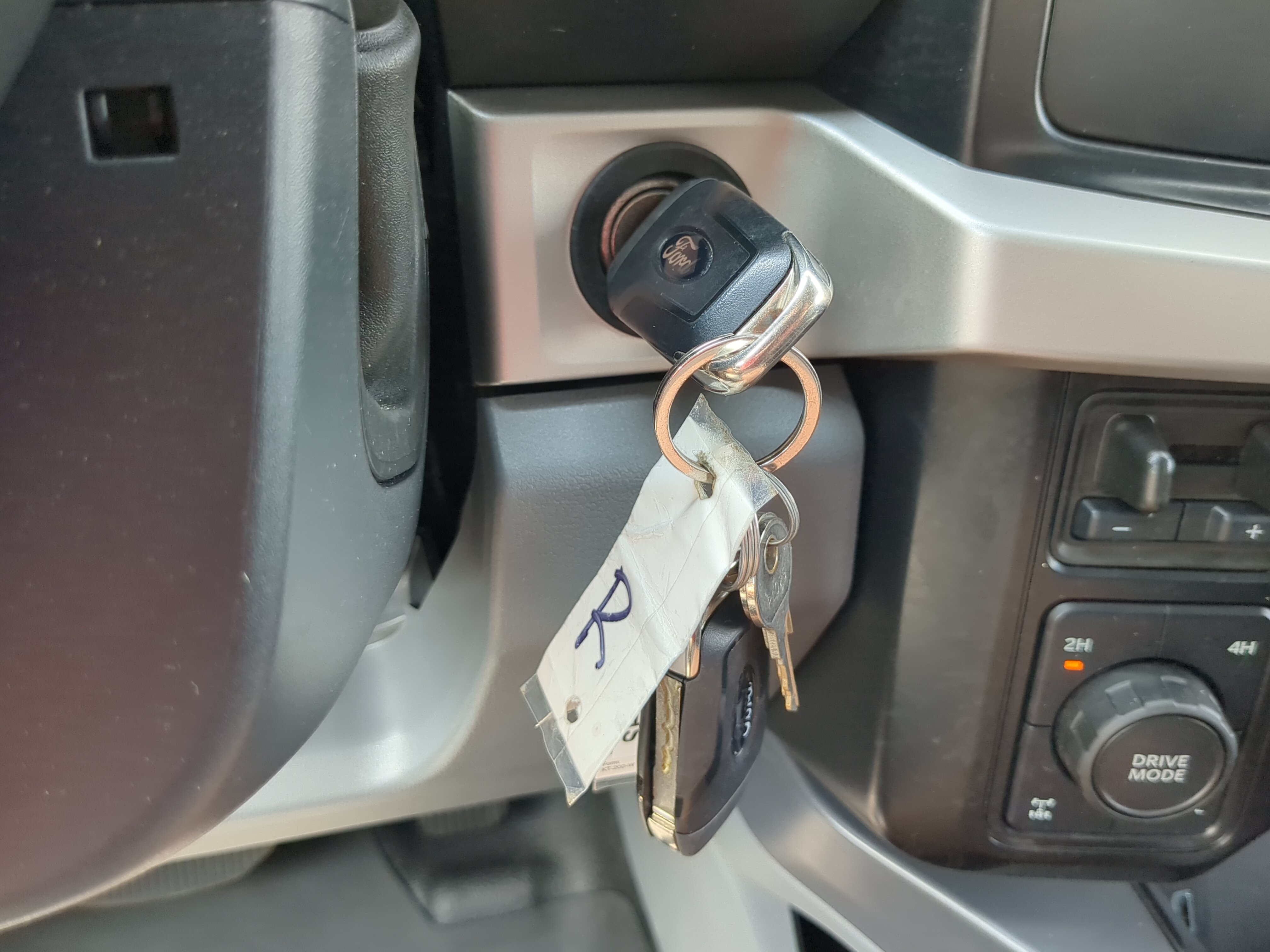 Certified 2025 Ford F250 XLT AWD/4WD image 25