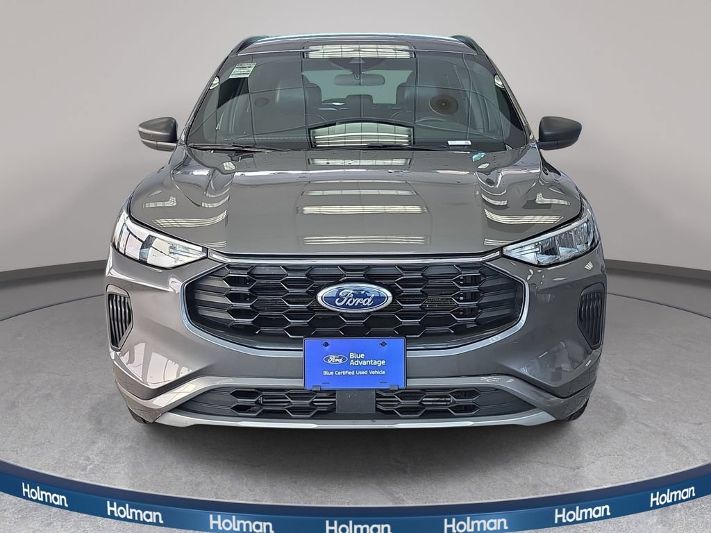 Certified 2024 Ford Escape ST-Line AWD/4WD image 2