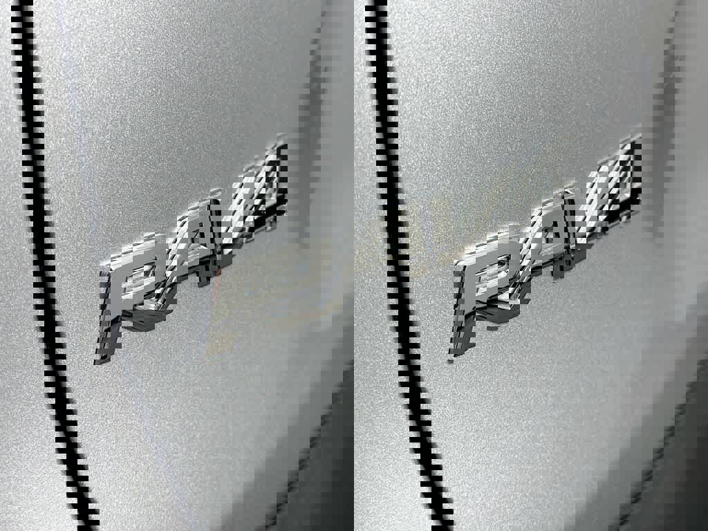 Used 2024 Toyota RAV4 XLE image 10