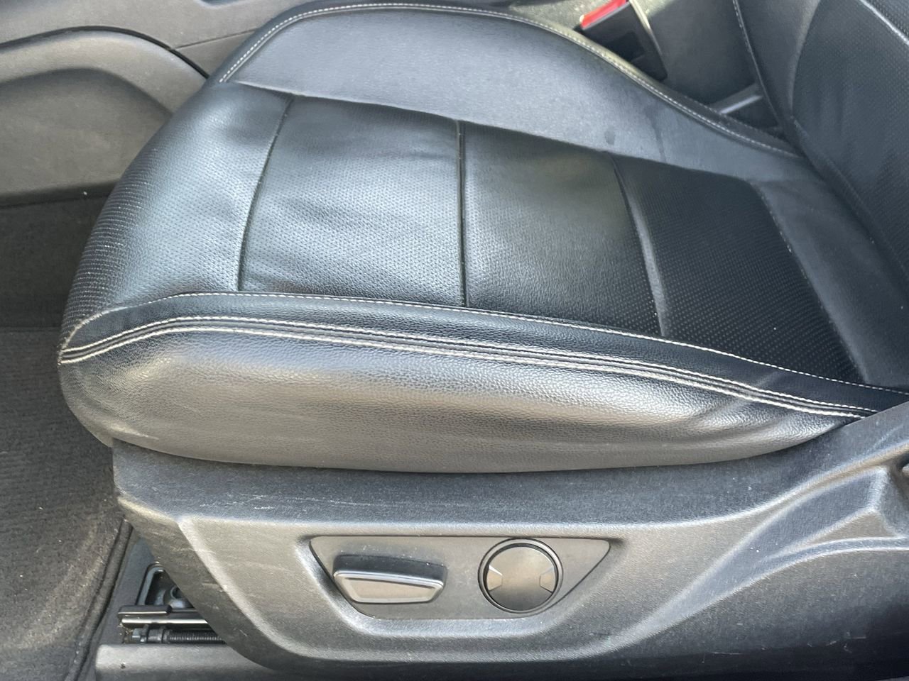 Certified 2022 Ford Mustang Premium image 24