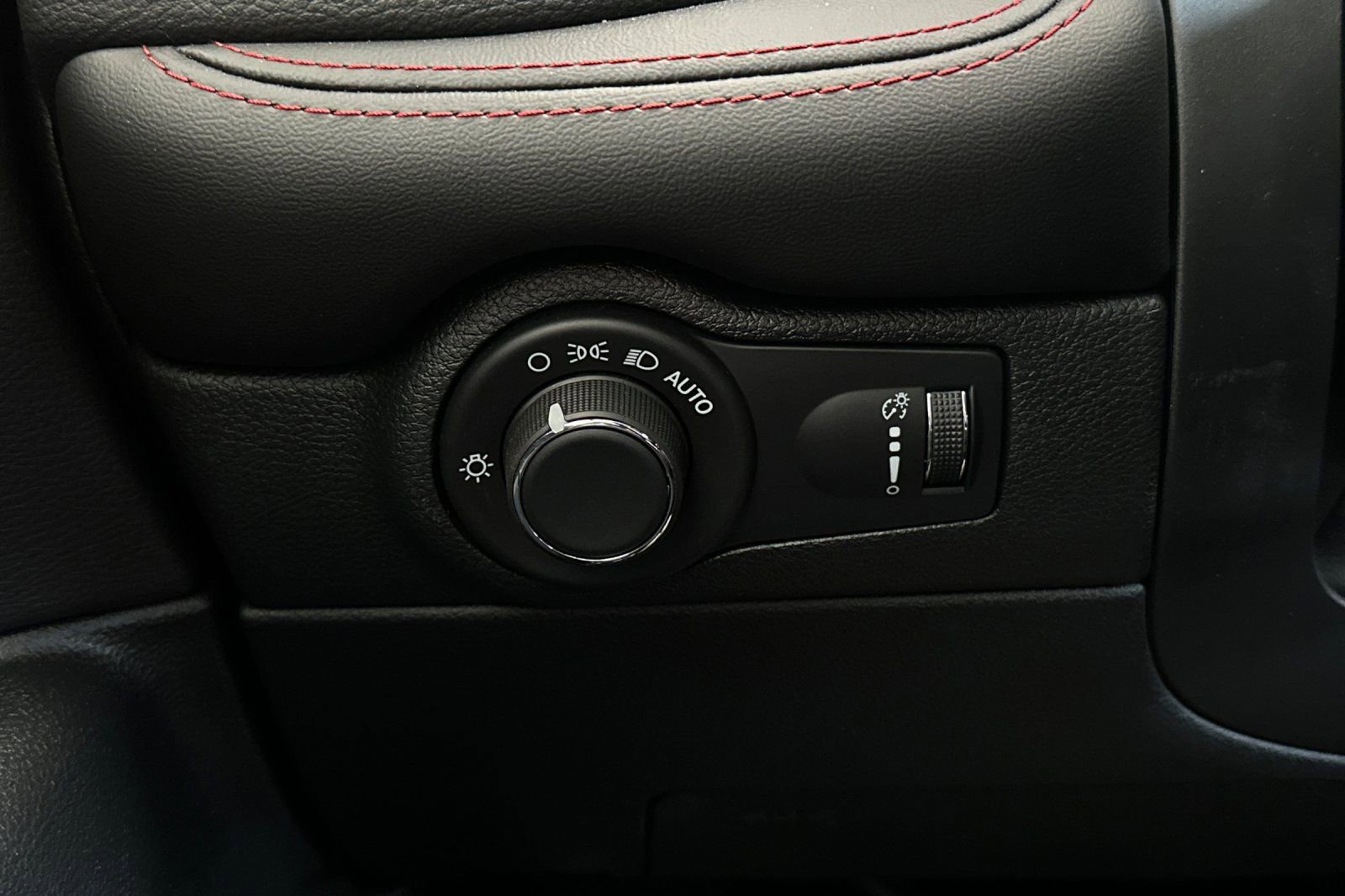 Used 2026 Dodge Durango GT AWD/4WD image 30