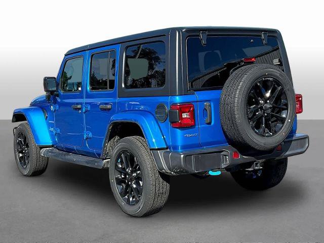 Used 2023 Jeep Wrangler Unlimited Sahara w/ Cold Weather Group AWD/4WD image 5