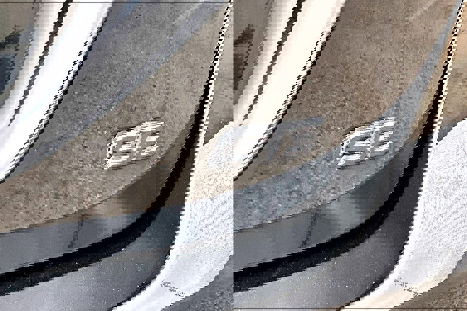 Used 2023 Toyota Camry SE FWD image 14