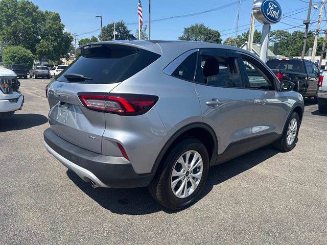 Certified 2023 Ford Escape Active image 9