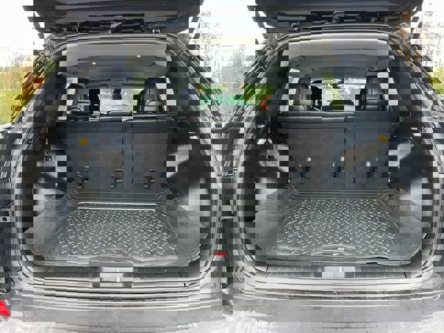 Used 2020 Jeep Cherokee Latitude Plus image 27