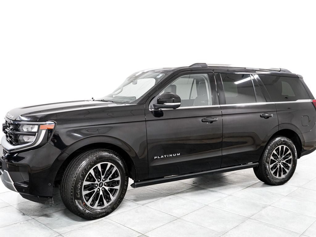 Certified 2025 Ford Expedition Platinum AWD/4WD image 4